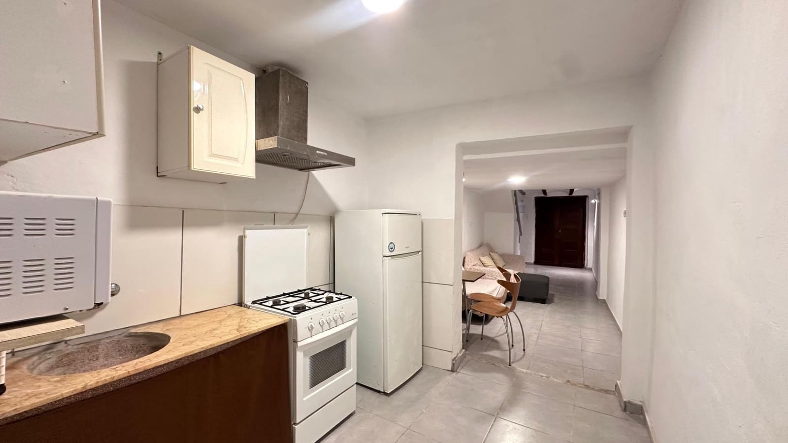 3 makuuhuone Omakotitalo myytävänä paikassa Alberic - 75 000 € (Ref: 9427412)