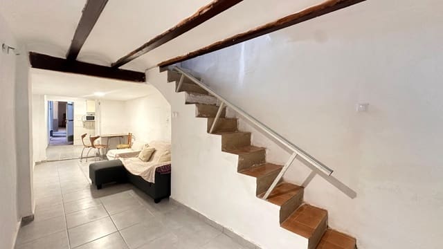 3 bedroom Townhouse for sale in Alberic - € 75,000 (Ref: 9427412)