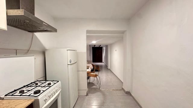 3 bedroom Townhouse for sale in Alberic - € 75,000 (Ref: 9427412)