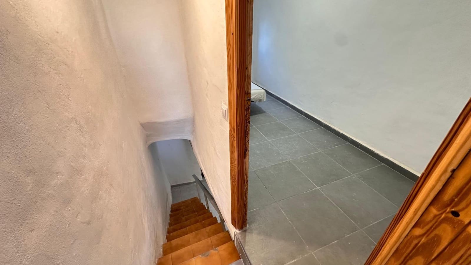 3 makuuhuone Omakotitalo myytävänä paikassa Alberic - 75 000 € (Ref: 9427412)