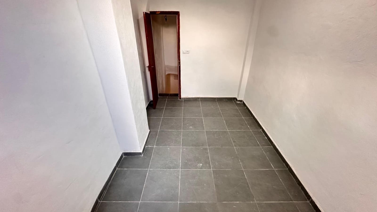 3 makuuhuone Omakotitalo myytävänä paikassa Alberic - 75 000 € (Ref: 9427412)