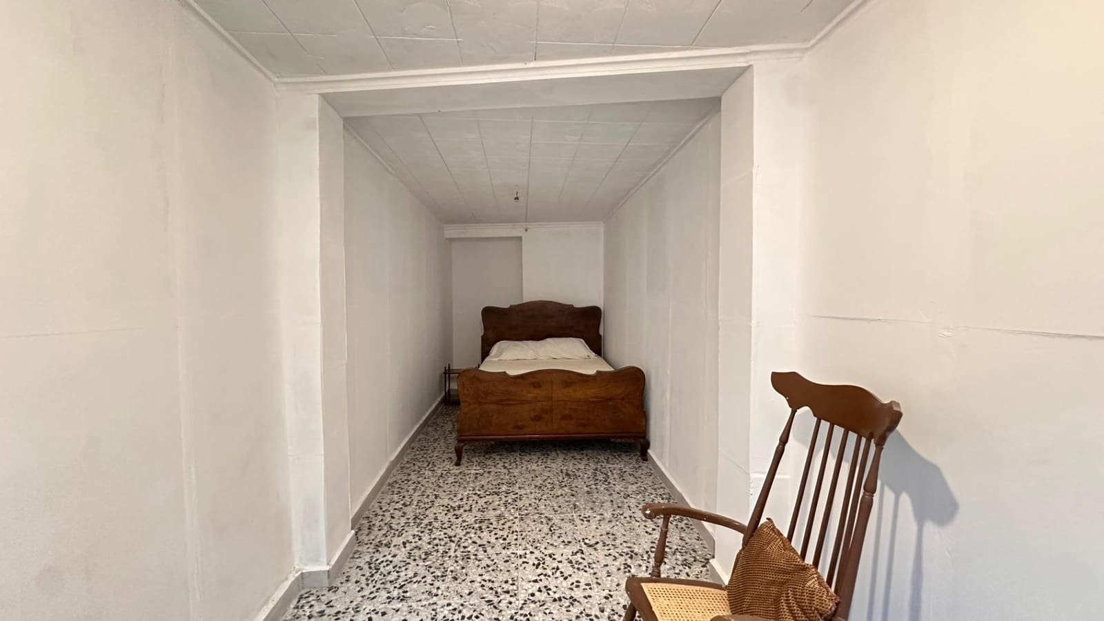 3 makuuhuone Omakotitalo myytävänä paikassa Alberic - 75 000 € (Ref: 9427412)