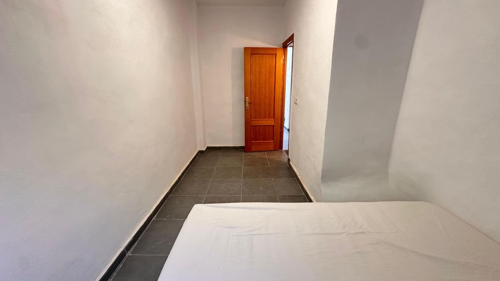 3 makuuhuone Omakotitalo myytävänä paikassa Alberic - 75 000 € (Ref: 9427412)