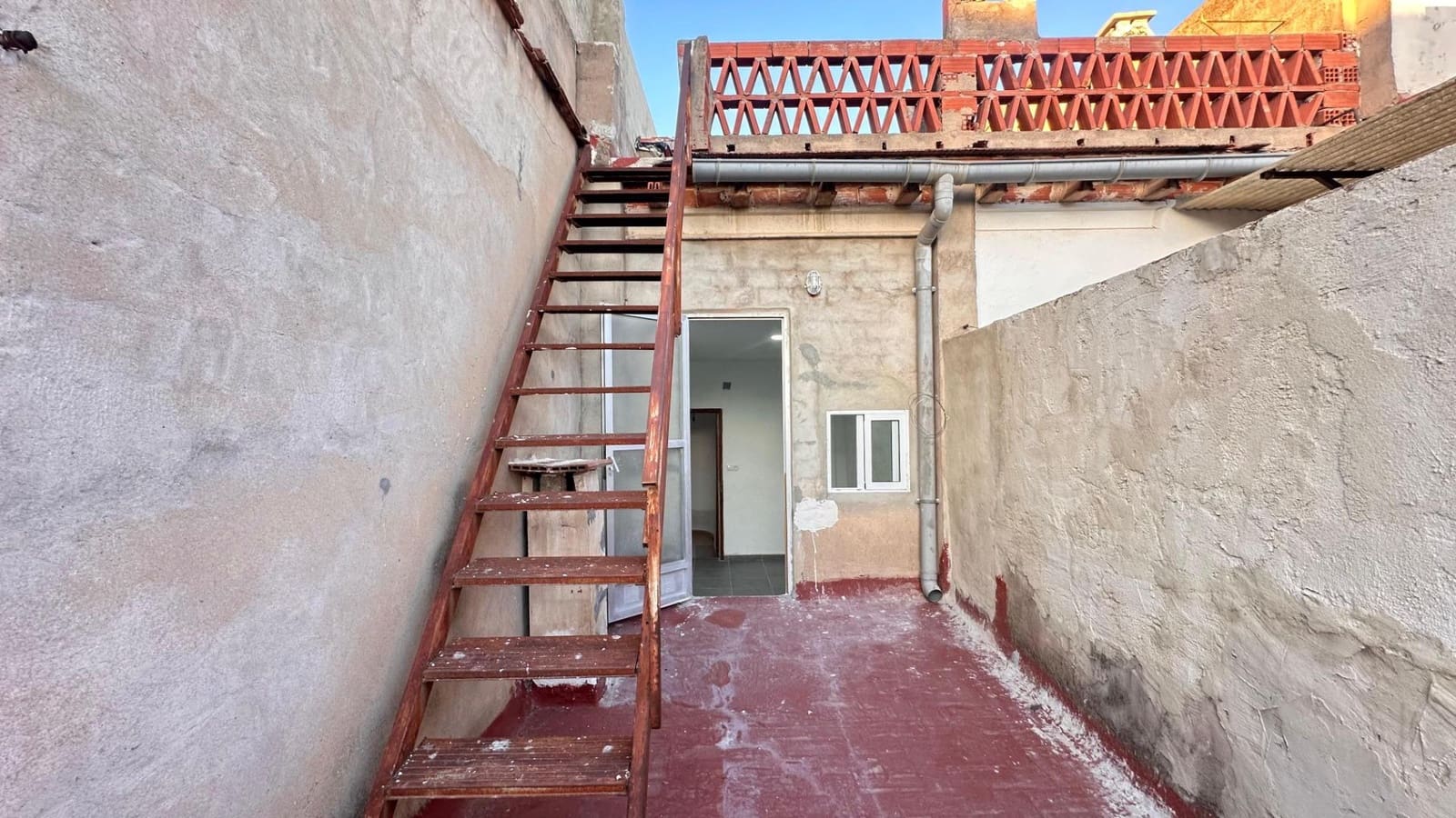 3 makuuhuone Omakotitalo myytävänä paikassa Alberic - 75 000 € (Ref: 9427412)