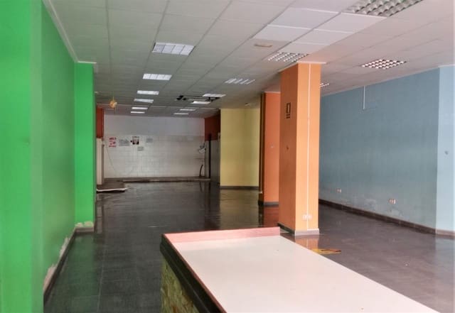 Commercial for sale in Xàtiva - € 146,000 (Ref: 9435182)