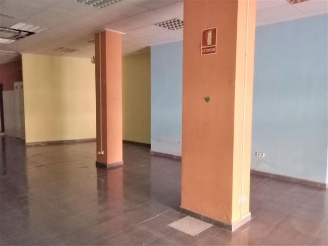 Commercial for sale in Xàtiva - € 146,000 (Ref: 9435182)
