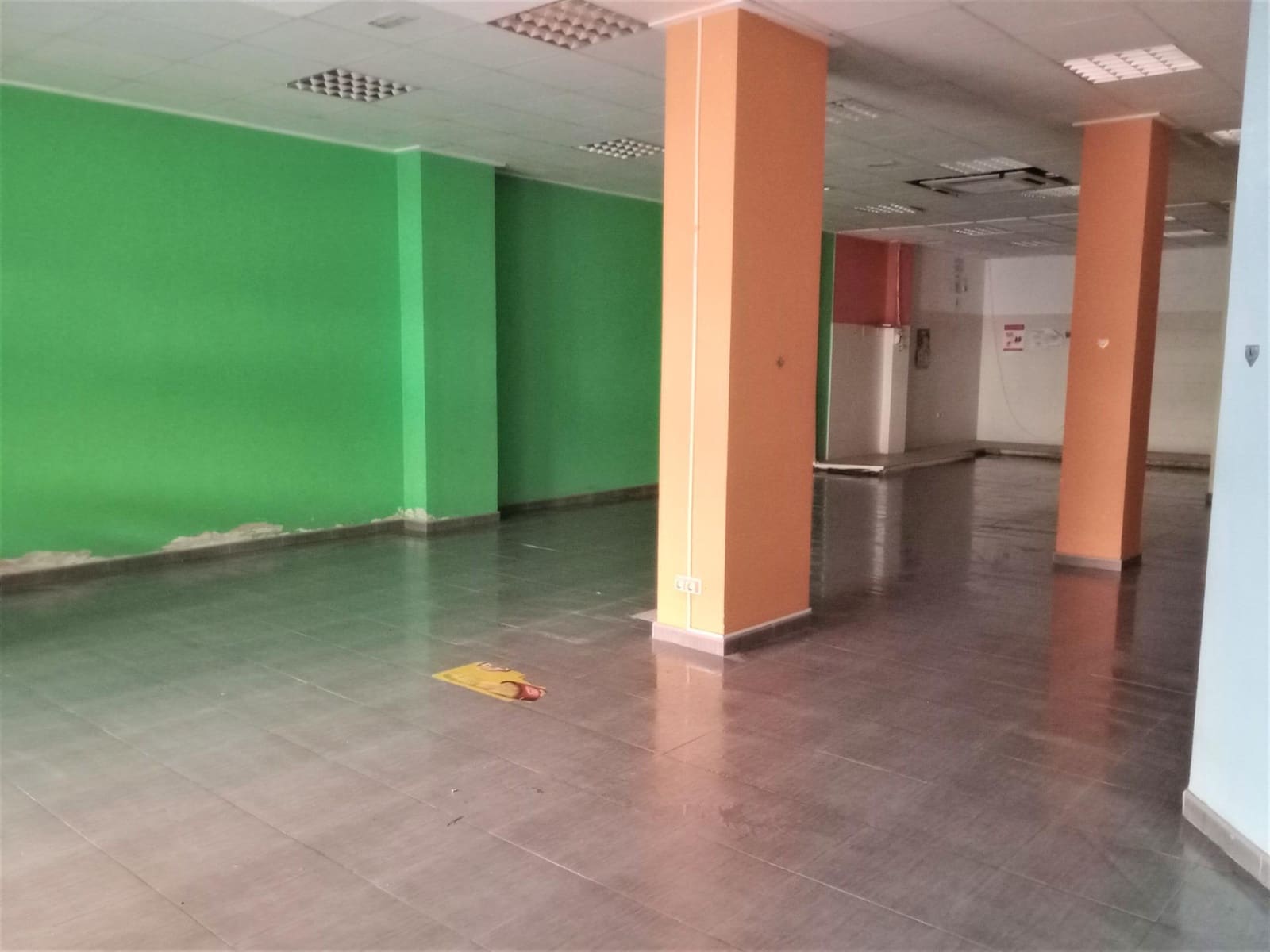 Commerciale in vendita in Xativa - 146.000 € (Rif: 9435182)