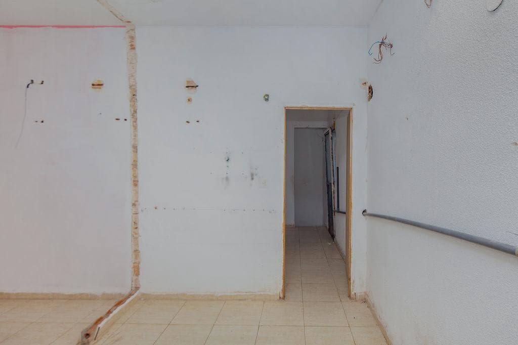 3 soverom Hus til salgs i Alzira - € 49 000 (Ref: 9436373)