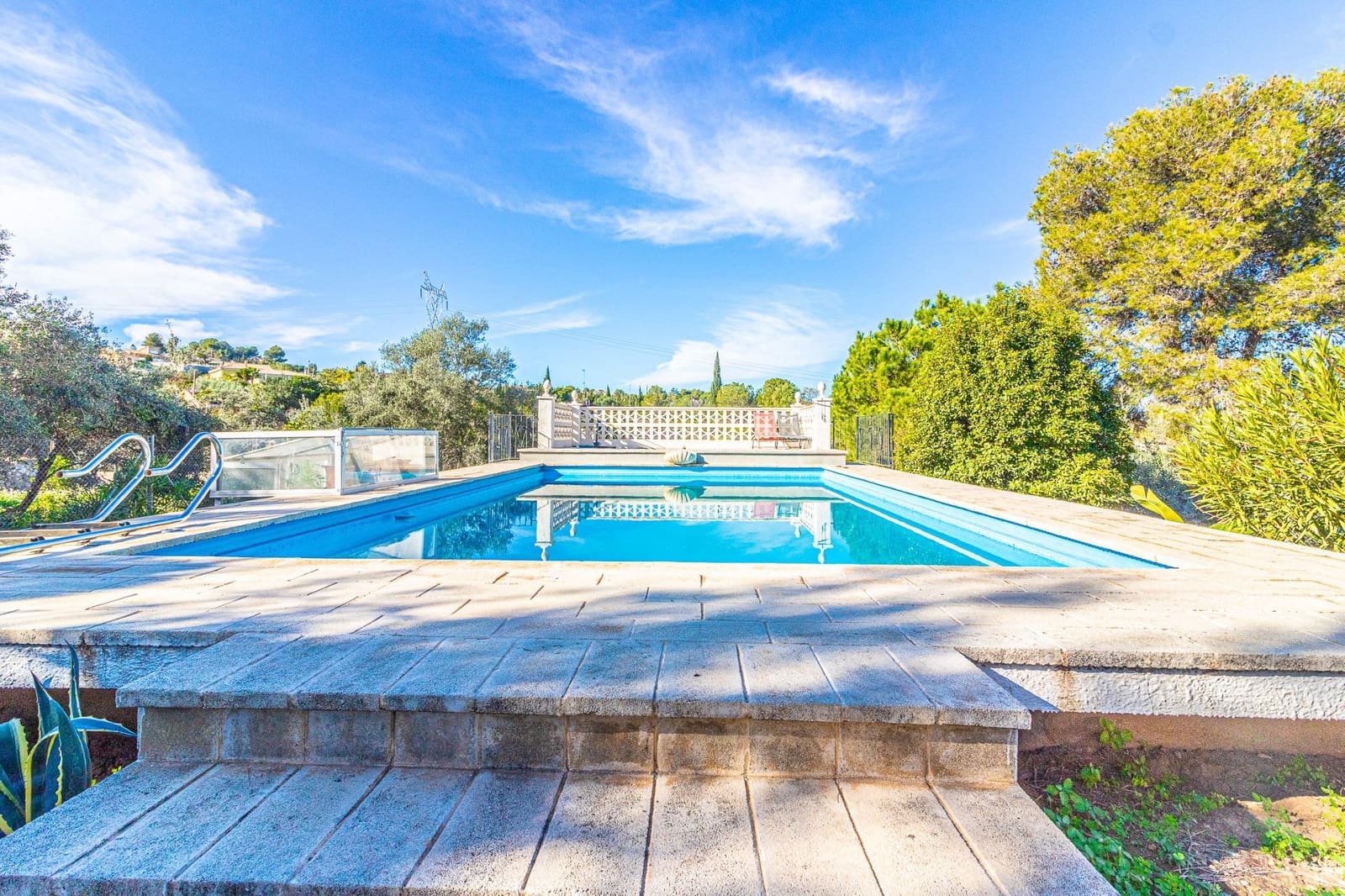 3 soverom Villa til salgs i Alberic med svømmebasseng garasje - € 295 000 (Ref: 9437573)