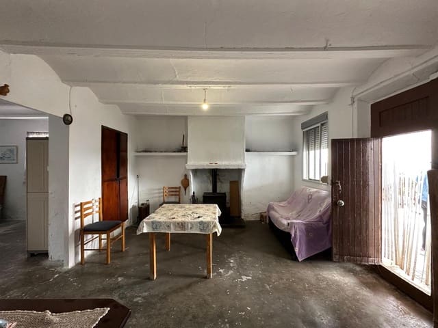 Finca/Landehus til salg i Tous - € 95.000 (Ref: 9440216)