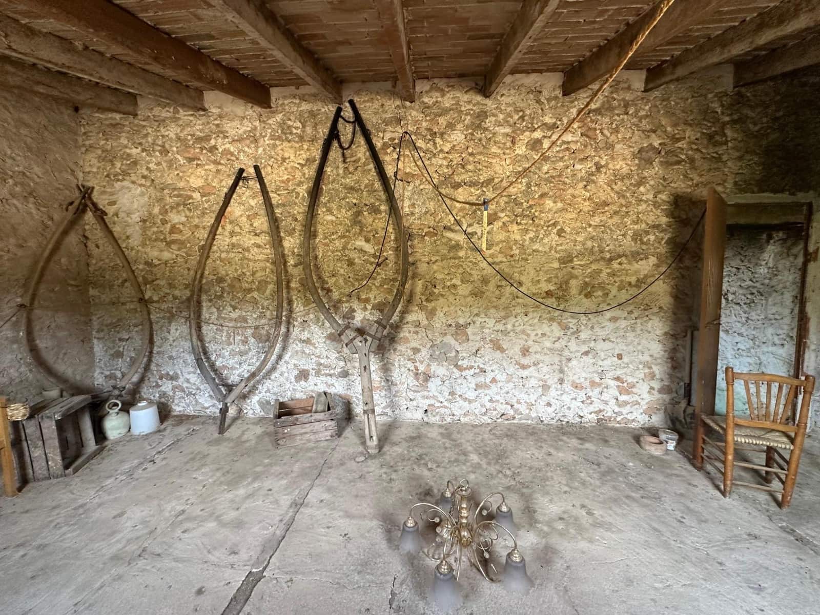 Finca/Landhuis te koop in Tous - € 95.000 (Ref: 9440216)