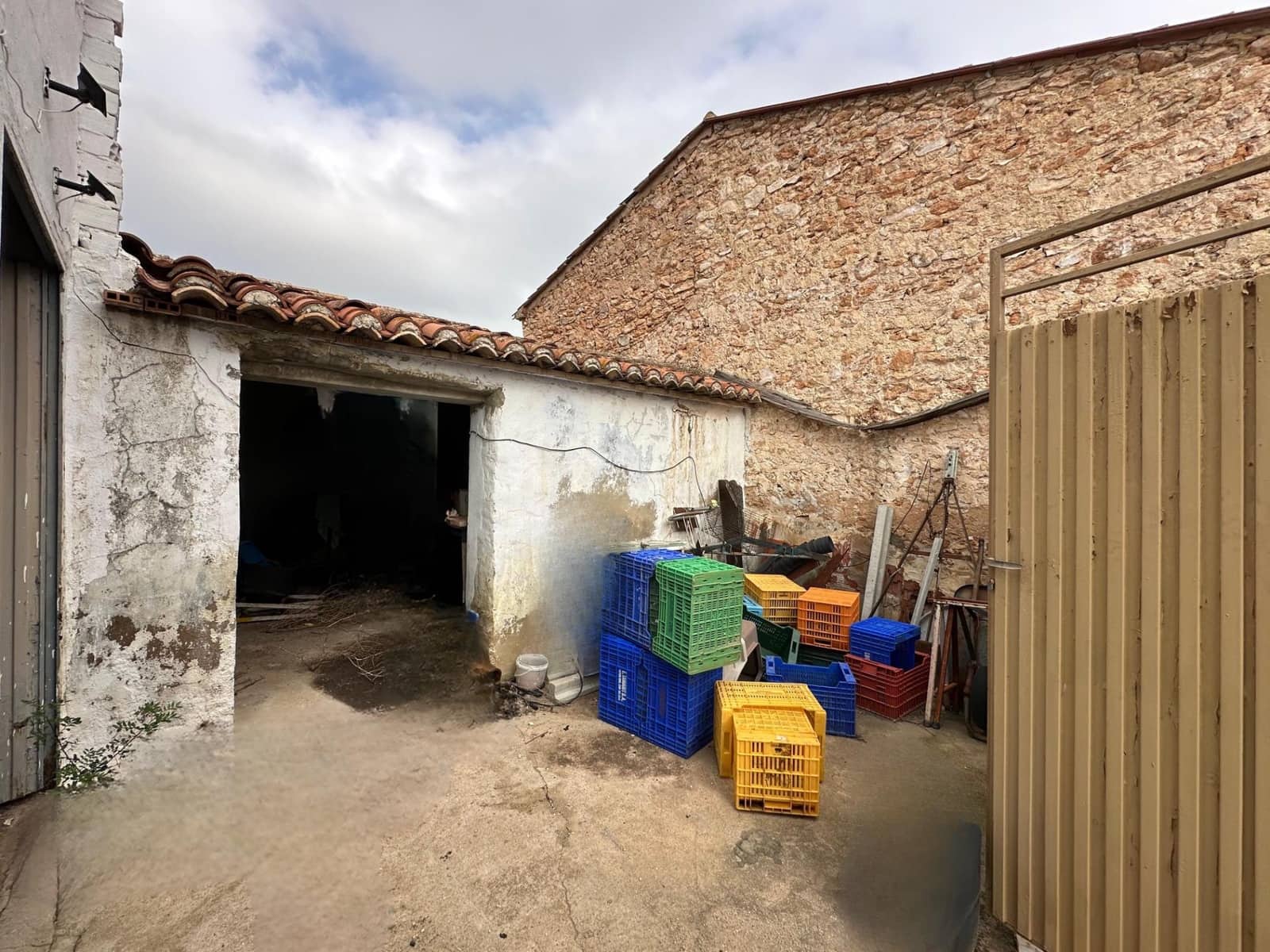 Finca/Landhuis te koop in Tous - € 95.000 (Ref: 9440216)