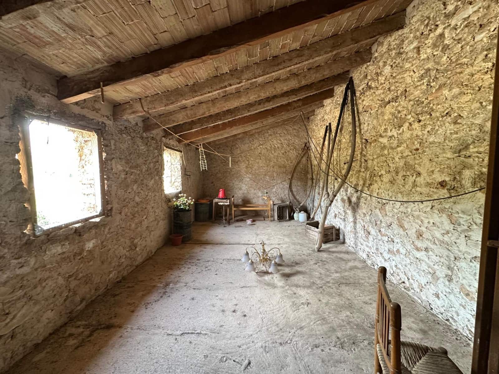 Finca/Landhuis te koop in Tous - € 95.000 (Ref: 9440216)