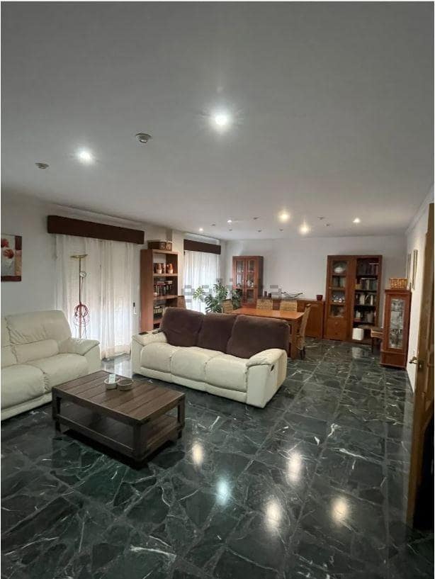 4 soverom Leilighet til salgs i Llombai - € 159 500 (Ref: 9449568)