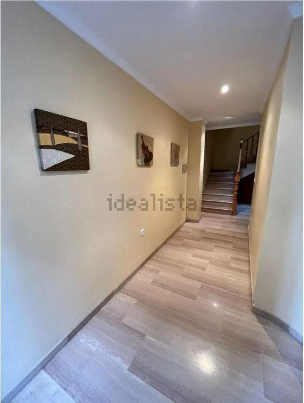 4 soverom Leilighet til salgs i Llombai - € 159 500 (Ref: 9449568)