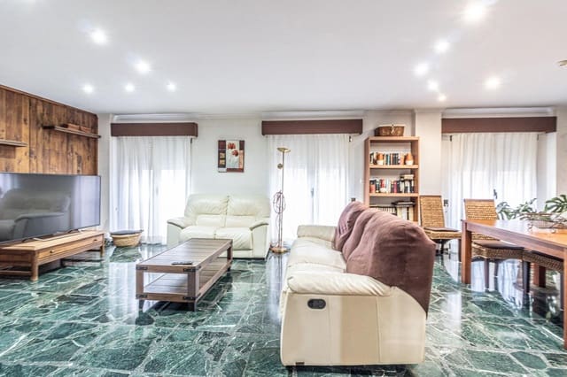 4 Zimmer Wohnung zu verkaufen in Llombai - 159.500 € (Ref: 9449568)