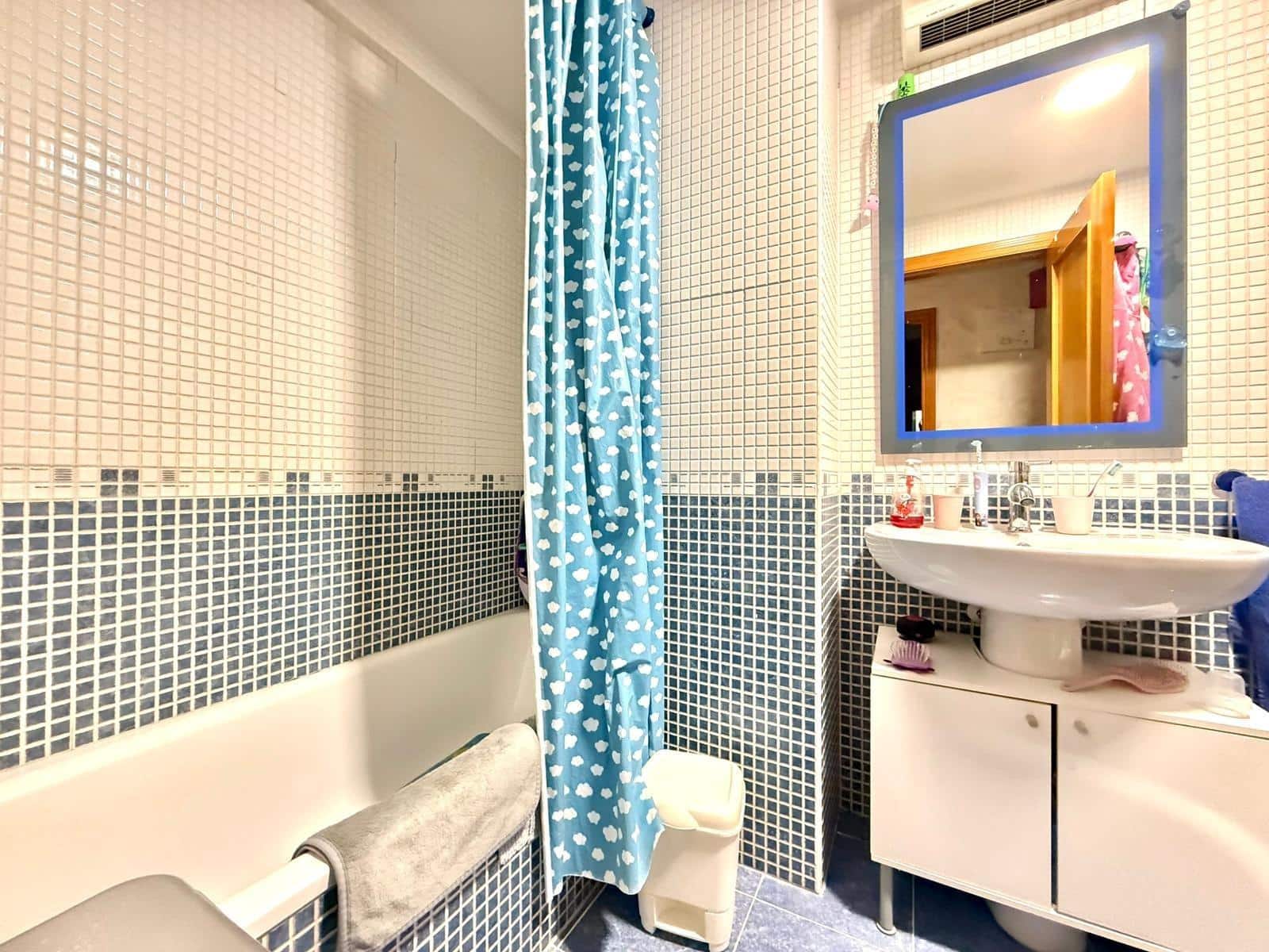 2 bedroom Flat for sale in Alginet - € 175,000 (Ref: 9470571)