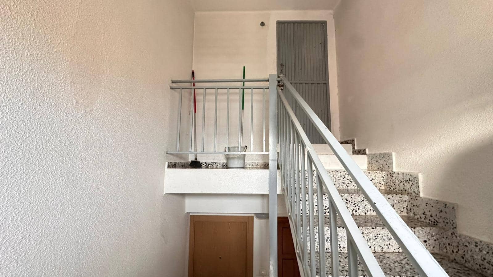 3 quarto Apartamento para venda em Carlet - 100 000 € (Ref: 9482120)