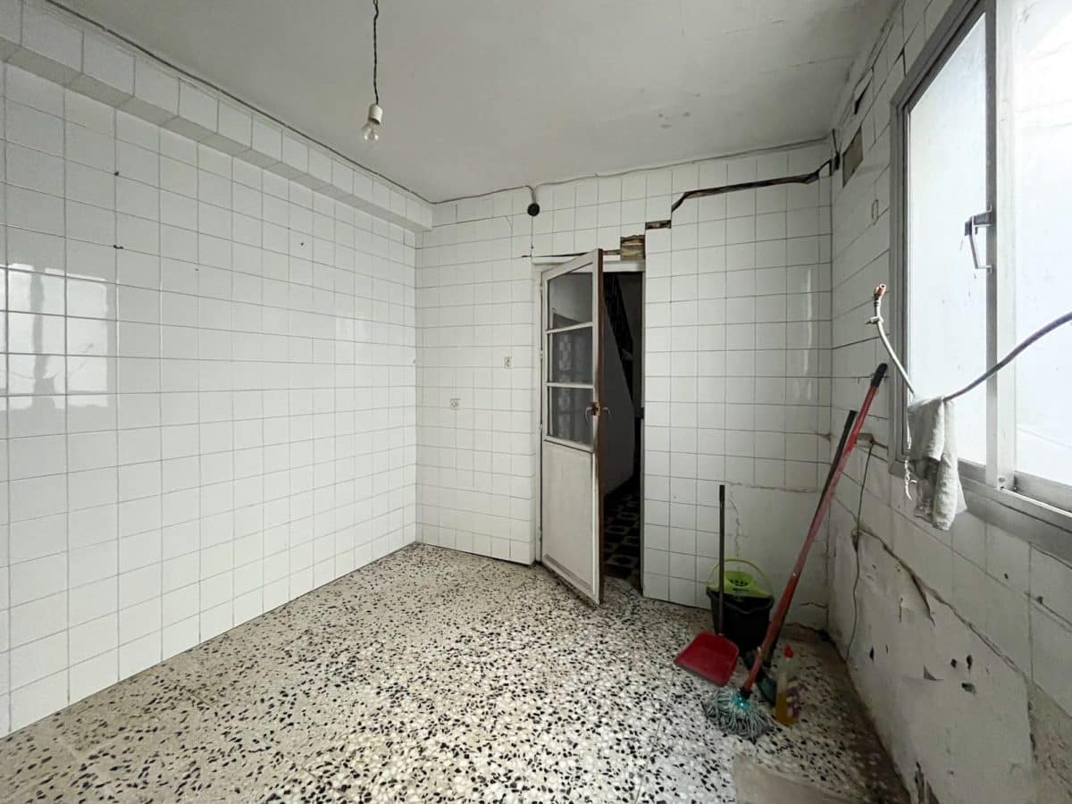 3 makuuhuone Omakotitalo myytävänä paikassa Olvera - 17 000 € (Ref: 10101056)
