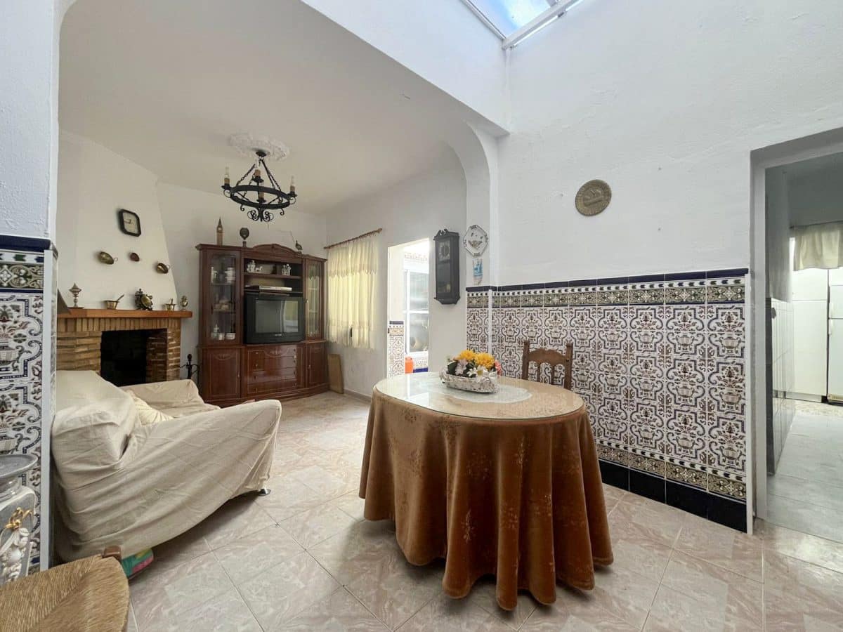 5 bedroom Townhouse for sale in El Gastor with garage - € 199,995 (Ref: 10111510)