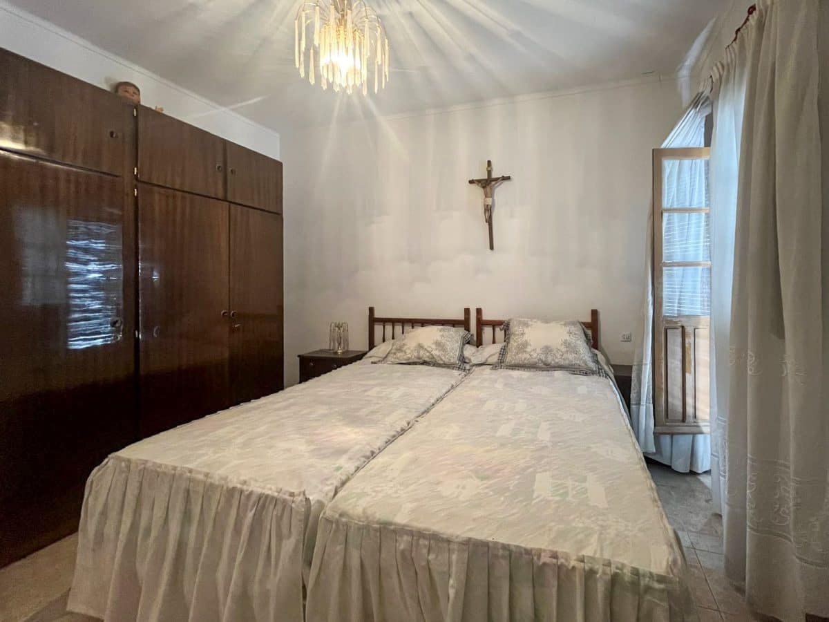 5 bedroom Townhouse for sale in El Gastor with garage - € 199,995 (Ref: 10111510)