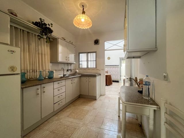 5 bedroom Townhouse for sale in El Gastor with garage - € 199,995 (Ref: 10111510)
