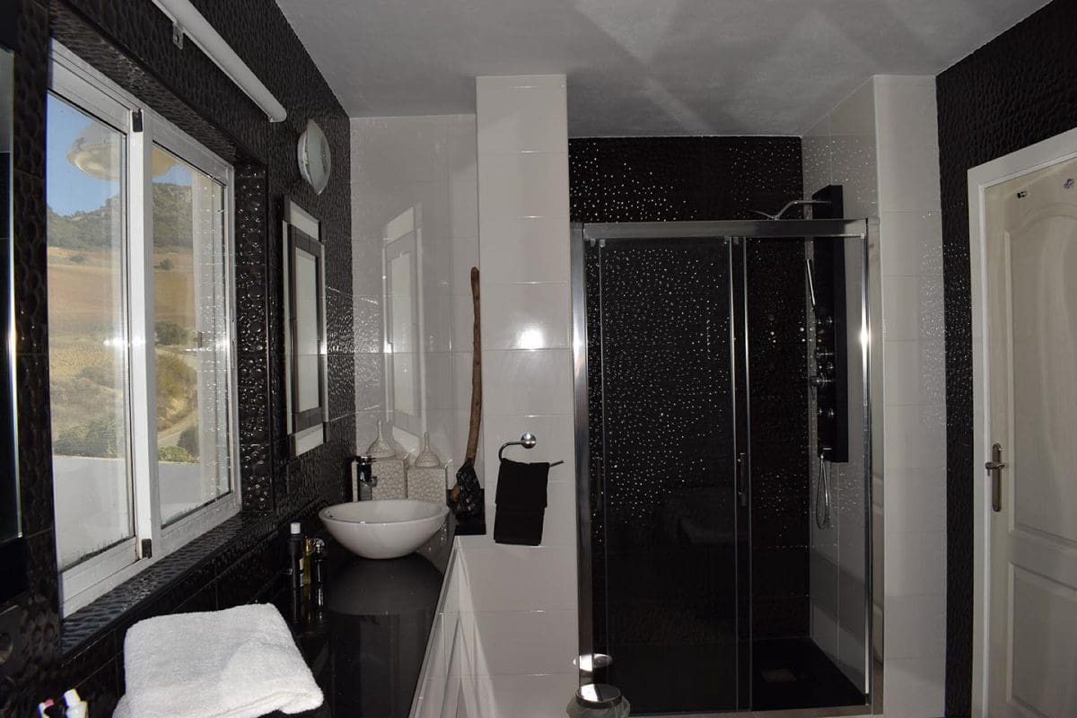 10 soverom Finca/Herregård til salgs i Pruna med svømmebasseng - € 1 500 000 (Ref: 2121027)