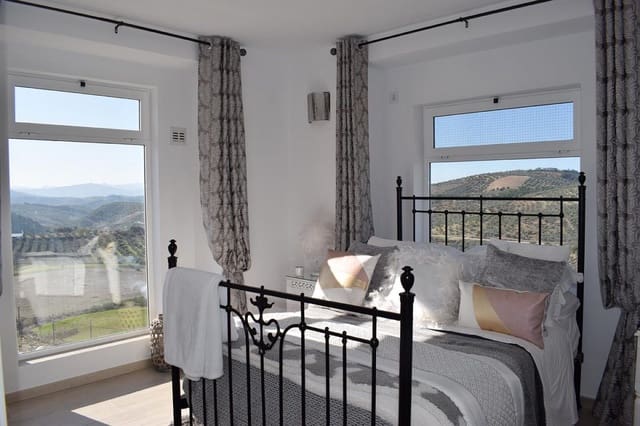 10 bedroom Finca/Country House for sale in Pruna with pool - € 1,500,000 (Ref: 2121027)