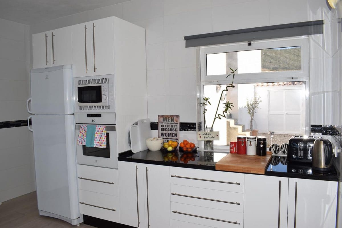 10 soverom Finca/Herregård til salgs i Pruna med svømmebasseng - € 1 500 000 (Ref: 2121027)