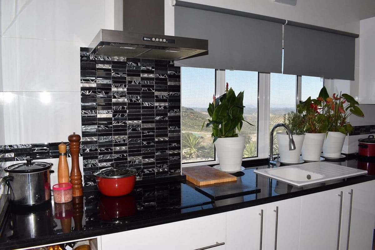 10 soverom Finca/Herregård til salgs i Pruna med svømmebasseng - € 1 500 000 (Ref: 2121027)