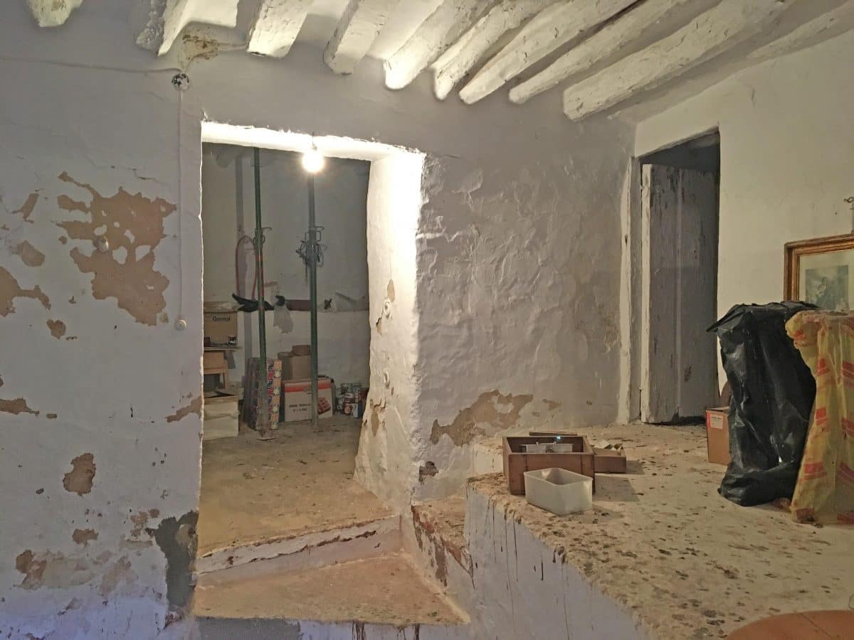 6 soveværelse Byhus til salg i Zahara de la Sierra - € 160.000 (Ref: 2180370)