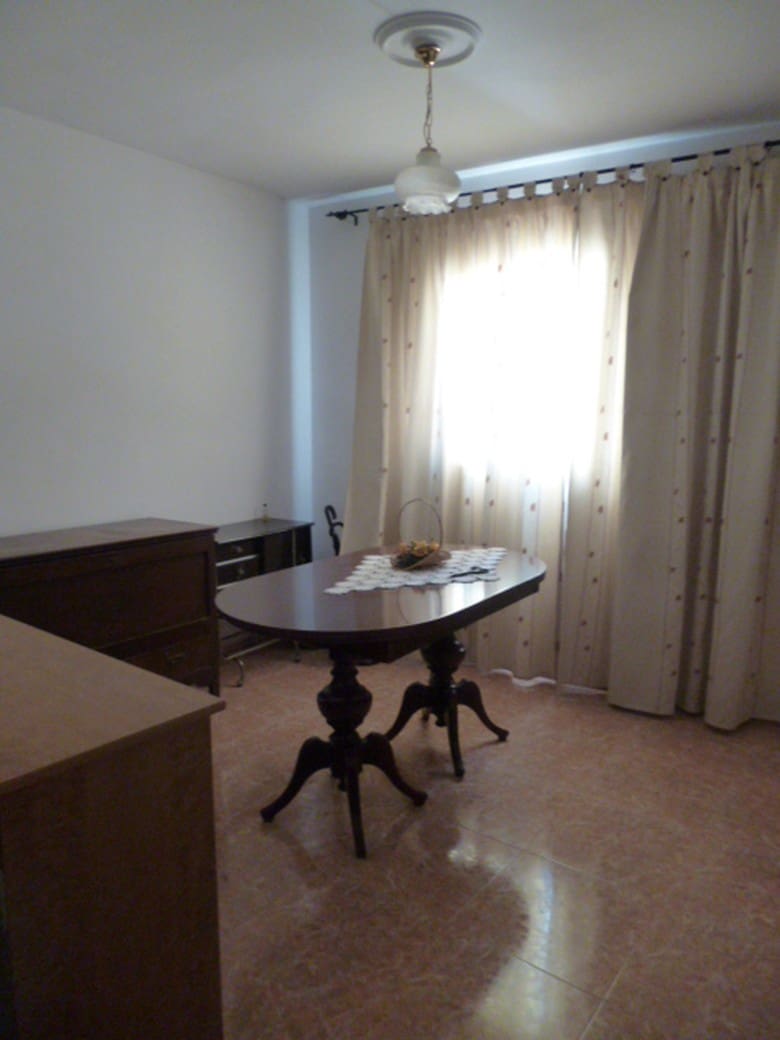 3 bedroom Townhouse for sale in Olvera - € 95,000 (Ref: 2295144)