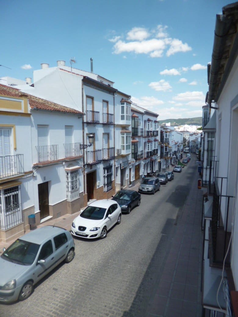 3 bedroom Townhouse for sale in Olvera - € 95,000 (Ref: 2295144)