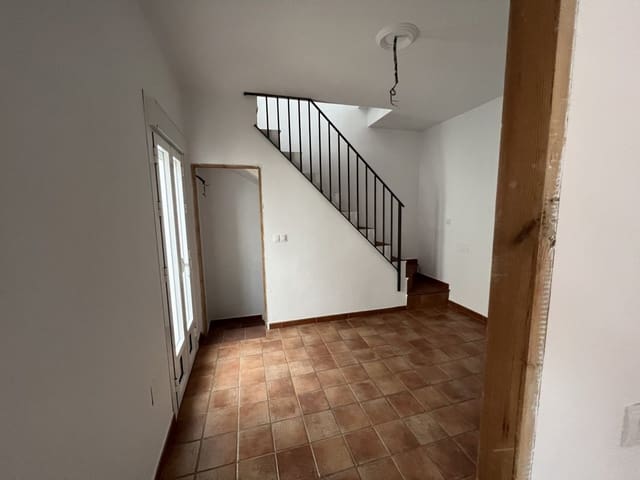 Casa in vendita in Olvera - 48.500 € (Rif: 2314381)