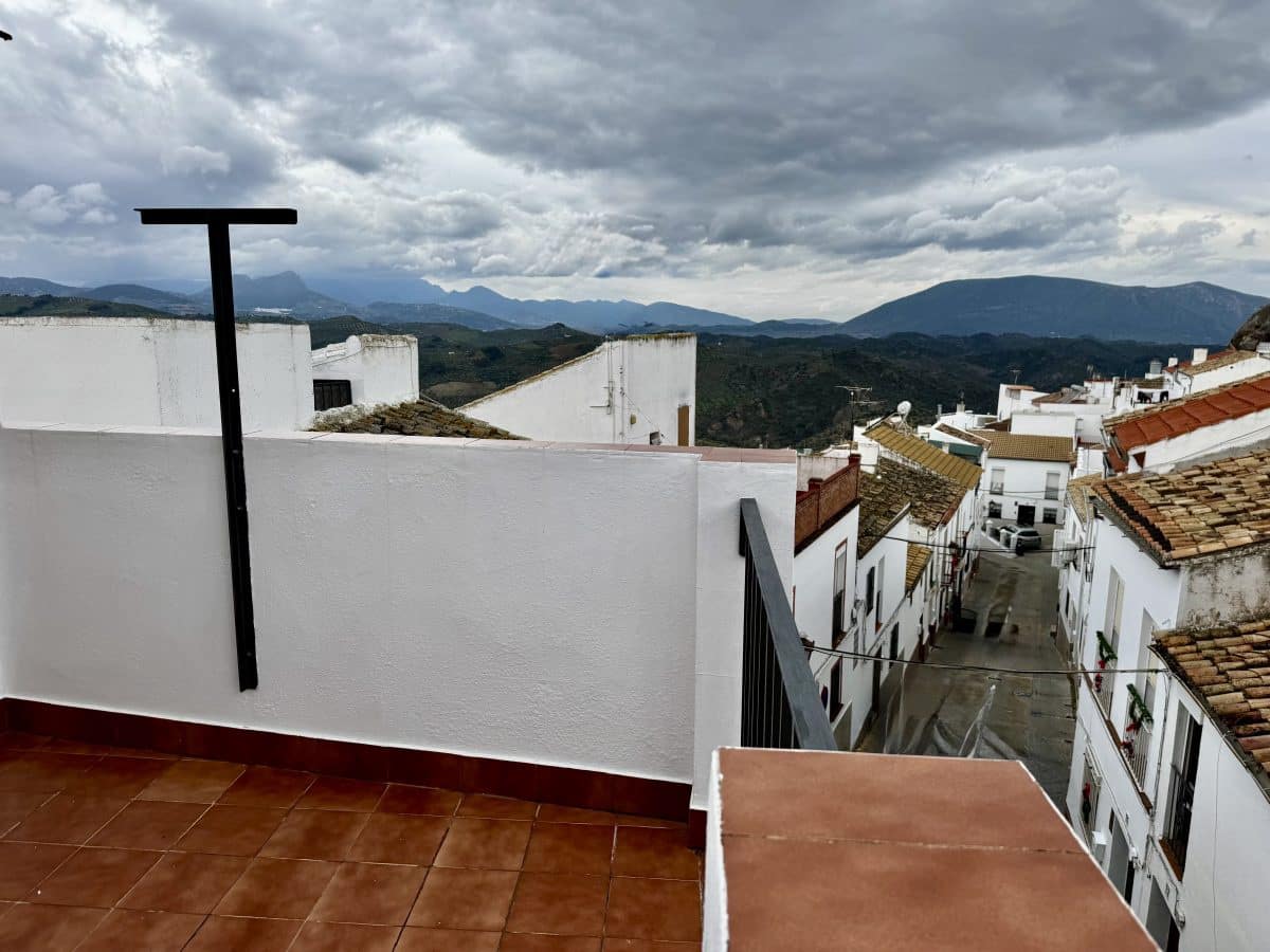 Hus till salu i Olvera - 48 500 € (Ref: 2314381)