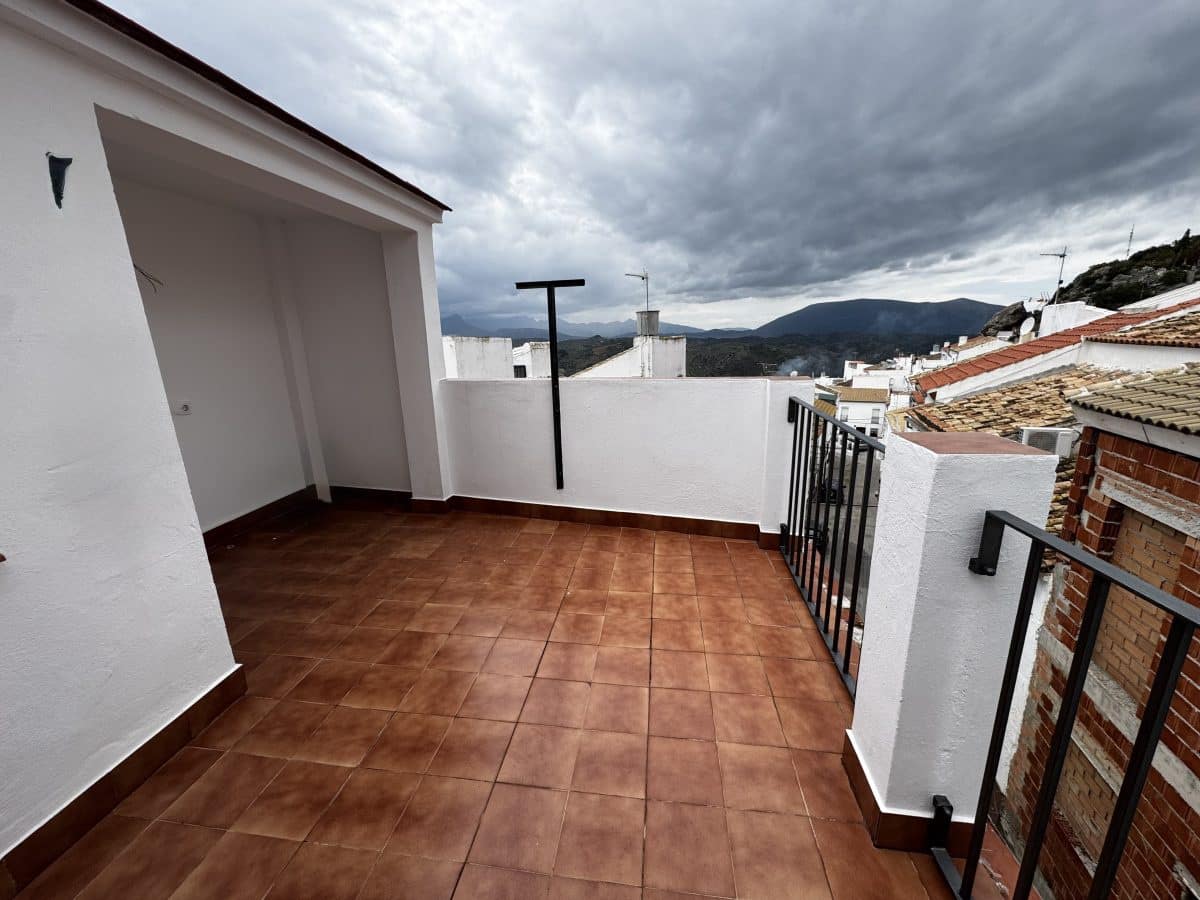 Hus till salu i Olvera - 48 500 € (Ref: 2314381)