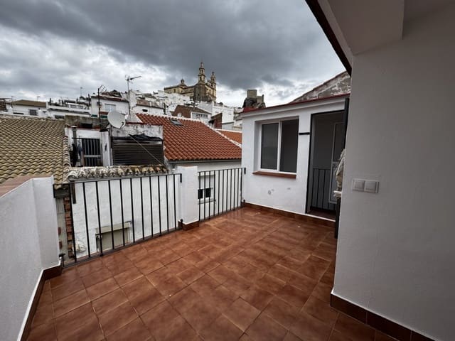 Omakotitalo myytävänä paikassa Olvera - 48 500 € (Ref: 2314381)