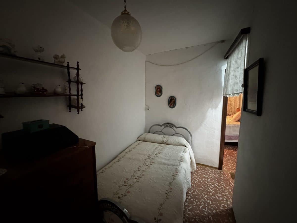 3 soverom Hus til salgs i Olvera - € 58 000 (Ref: 2408839)