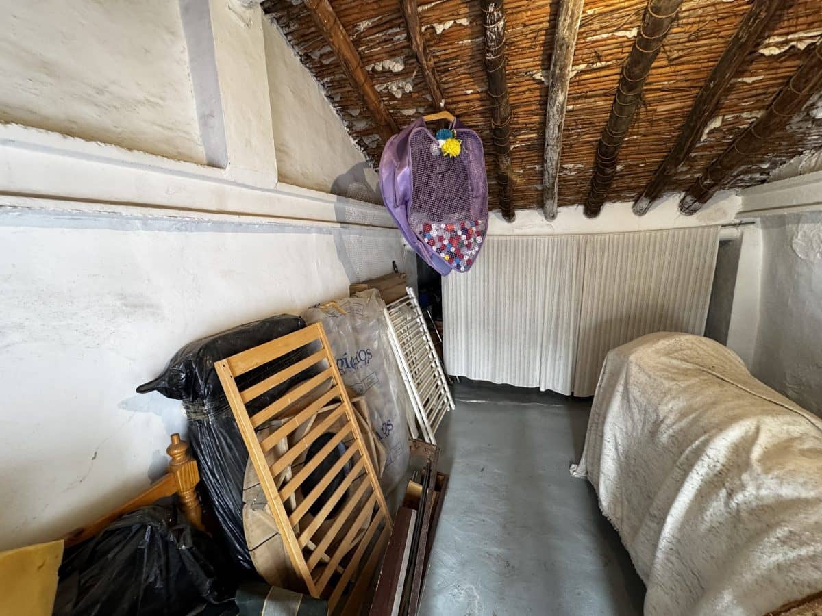 3 soverom Hus til salgs i Olvera - € 58 000 (Ref: 2408839)