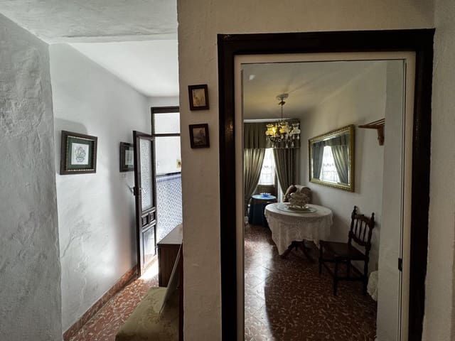 3 bedroom Townhouse for sale in Olvera - € 58,000 (Ref: 2408839)