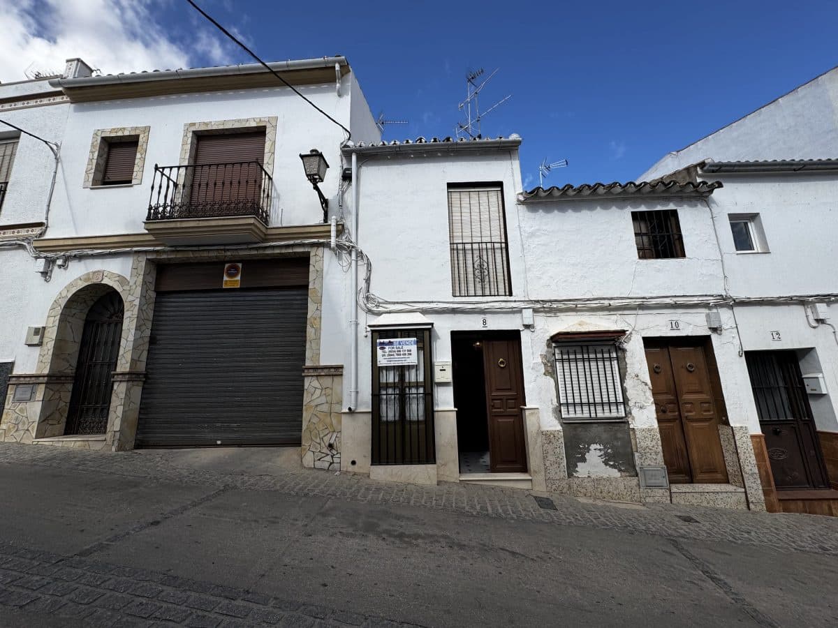 3 soverom Hus til salgs i Olvera - € 58 000 (Ref: 2408839)