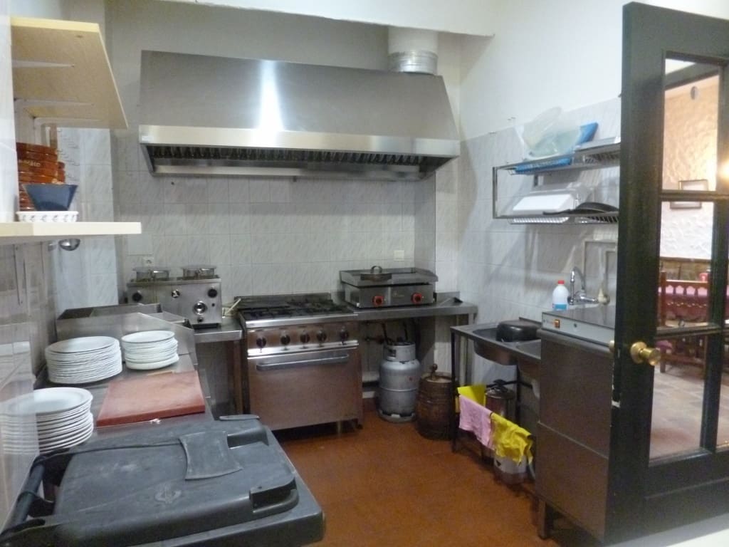 Business for sale in Ronda - € 360,000 (Ref: 2723949)