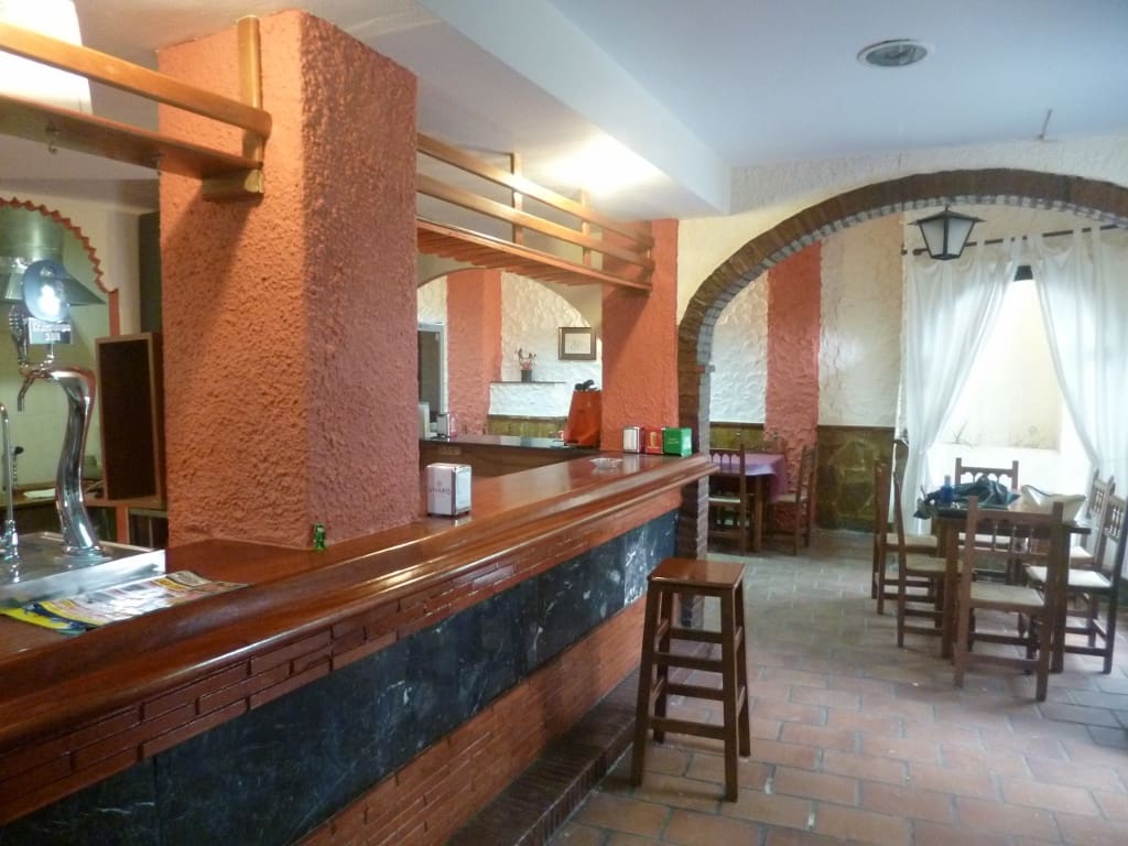 Business for sale in Ronda - € 360,000 (Ref: 2723949)