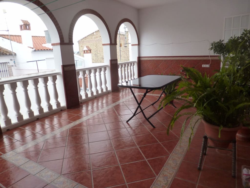 5 bedroom Townhouse for sale in Olvera - € 290,000 (Ref: 2727439)