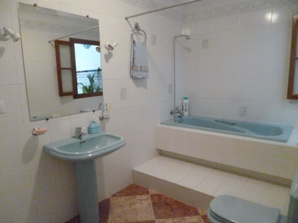 5 bedroom Townhouse for sale in Olvera - € 290,000 (Ref: 2727439)