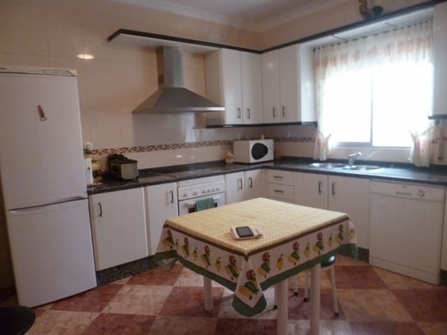 5 bedroom Townhouse for sale in Olvera - € 290,000 (Ref: 2727439)