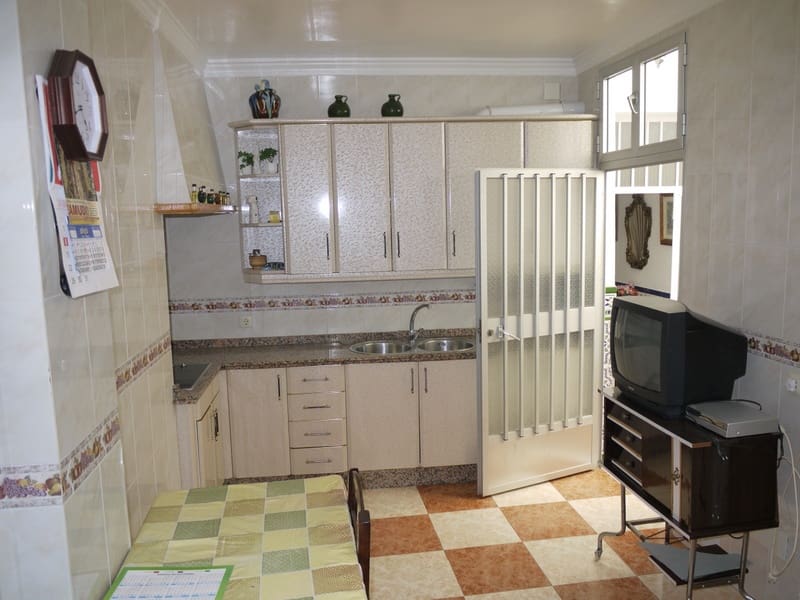 3 soveværelse Byhus til salg i Olvera - € 74.950 (Ref: 3010721)