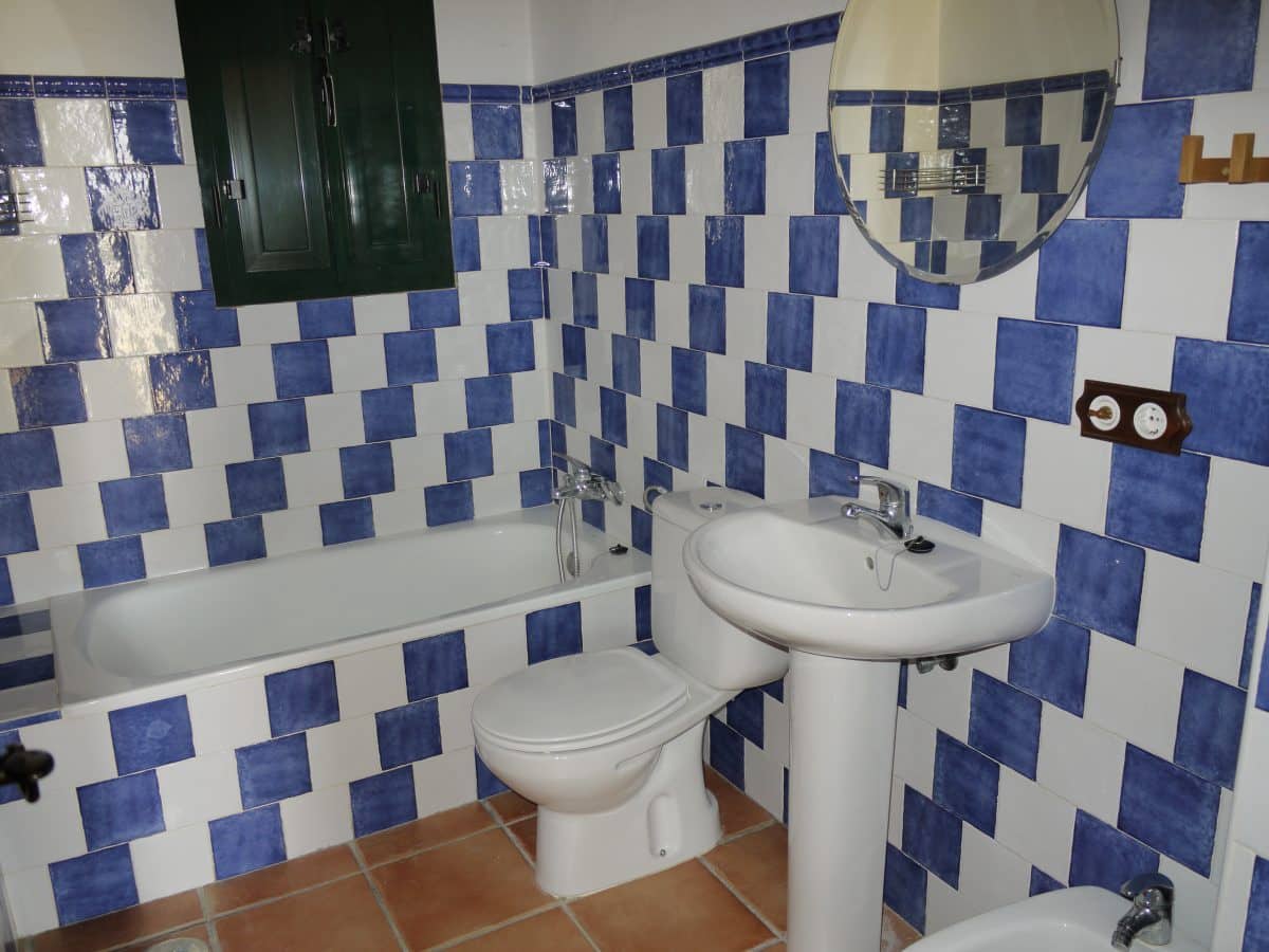3 quarto Moradia para venda em Zahara de la Sierra com piscina - 470 000 € (Ref: 3211562)