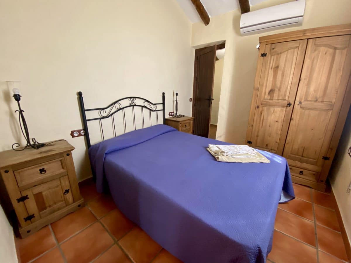 3 quarto Moradia para venda em Zahara de la Sierra com piscina - 470 000 € (Ref: 3211562)