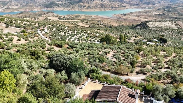 3 chambre Villa/Maison à vendre à Zahara de la Sierra avec piscine - 470 000 € (Ref: 3211562)